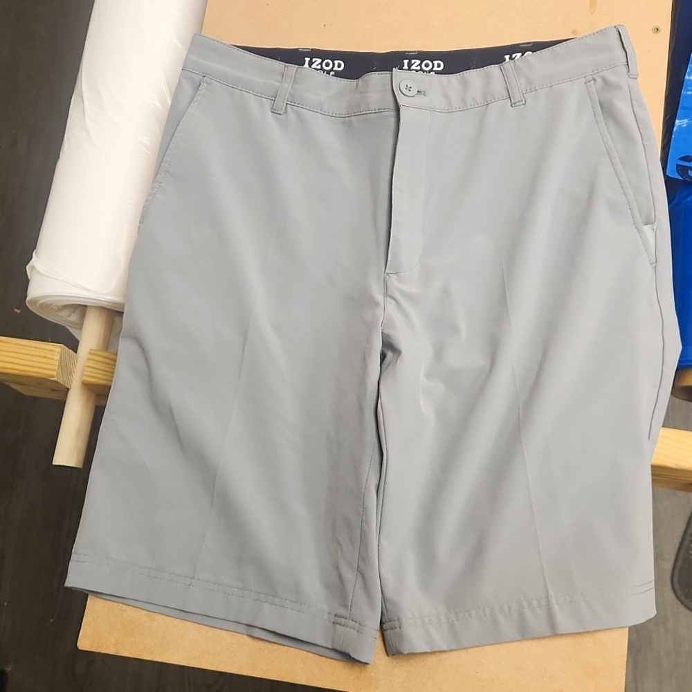 Izod Golf shorts